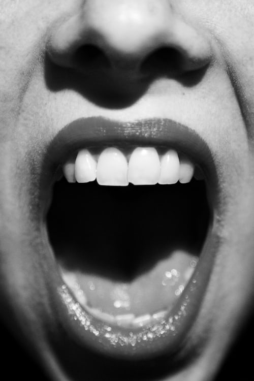 Mouth Breathing Weakens Your Jawline