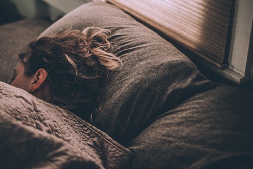 Sleeping on Your Side Deepens Facial Wrinkles